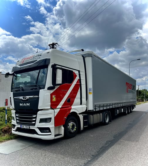 Tahače FASTLINE na parkovišti